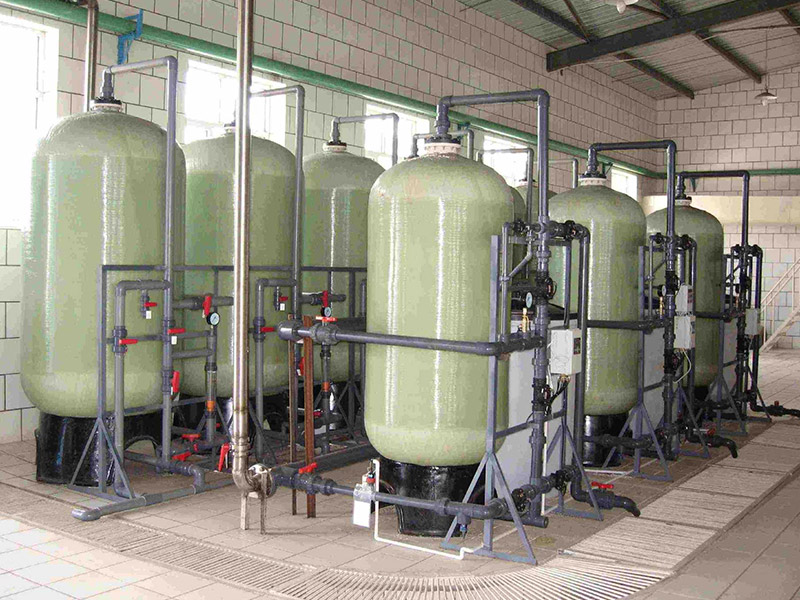 全自動軟化水設備是這樣來防垢除垢的！